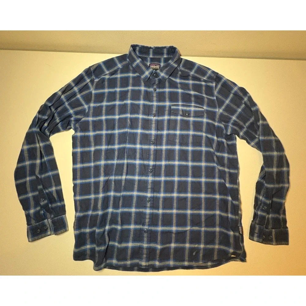 Patagonia Men's Blue Flannel Plaid Button Down Shirt | XL